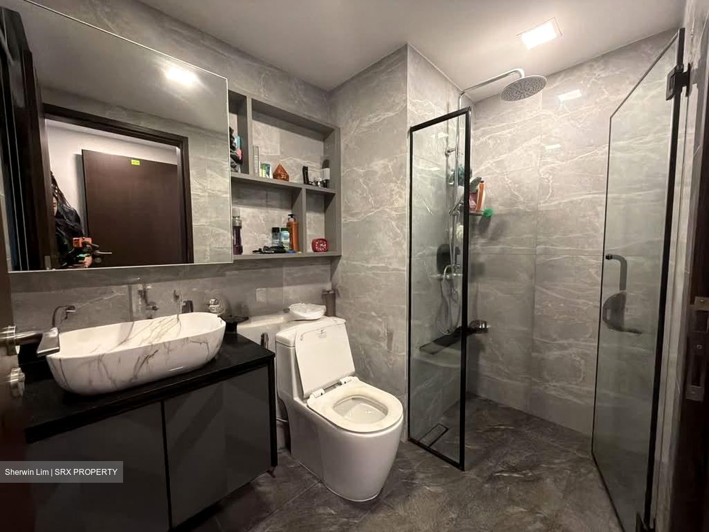 The Brownstone (D27), Condominium #565155271